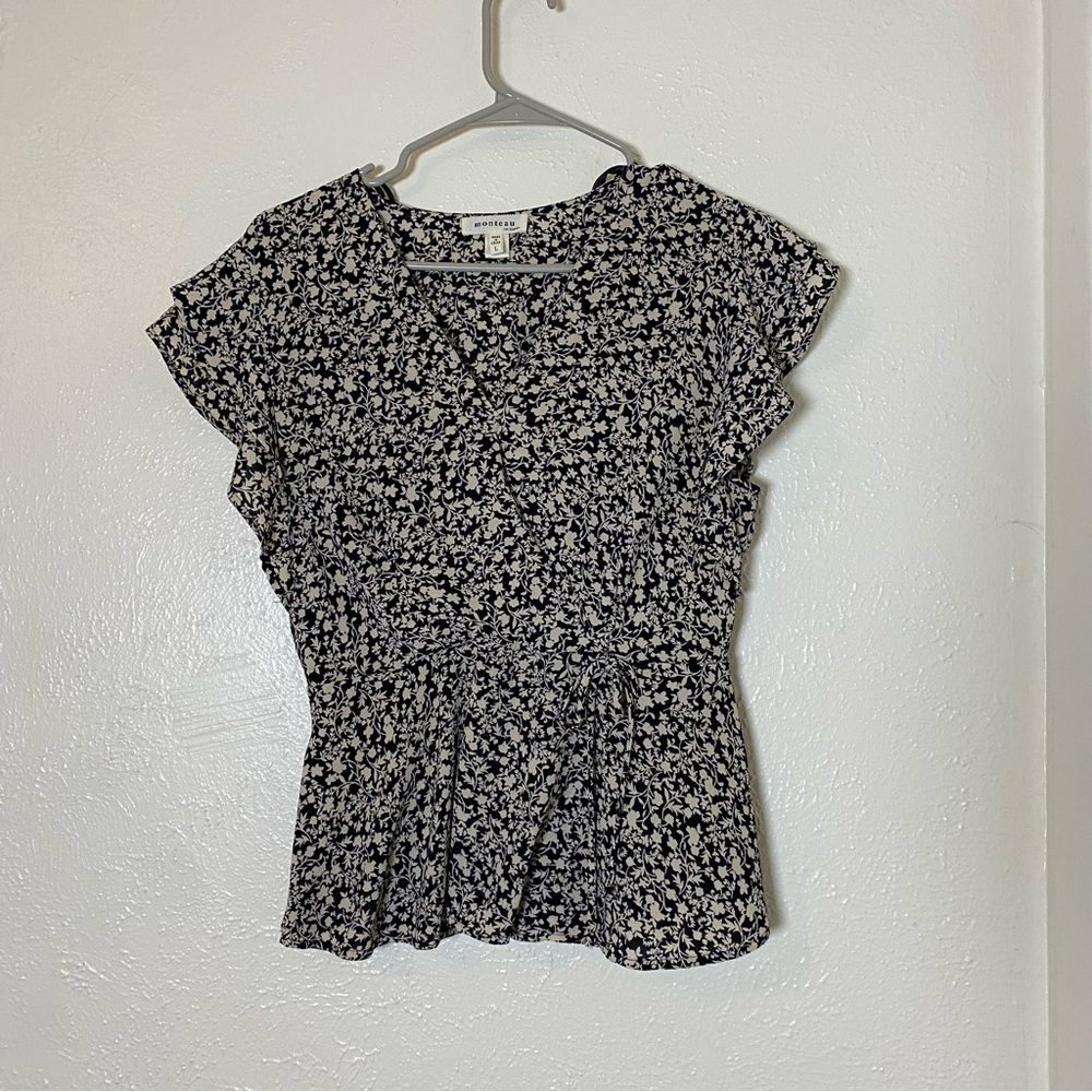 Monteau Black and White Floral Blouse